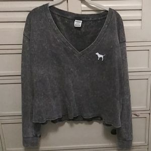 Crop Top fits more like xxl